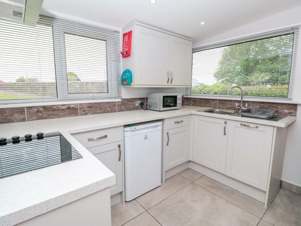 201 Norton Park Villa Dartmouth Eksteriør bilde